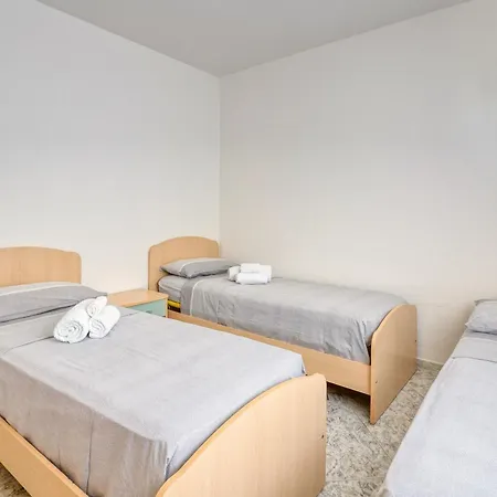 Do Mestru Luccio Tripoli Ferienhaus *